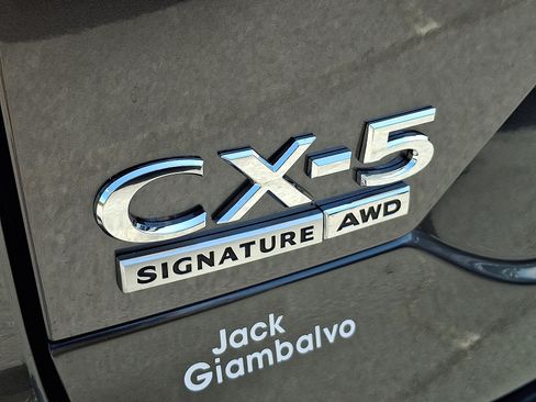 New 2025 MAZDA CX-5 Signature image 26
