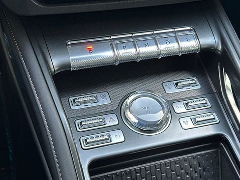 New 2026 Lincoln Nautilus Premier w/ Jet Appearance Package image 20