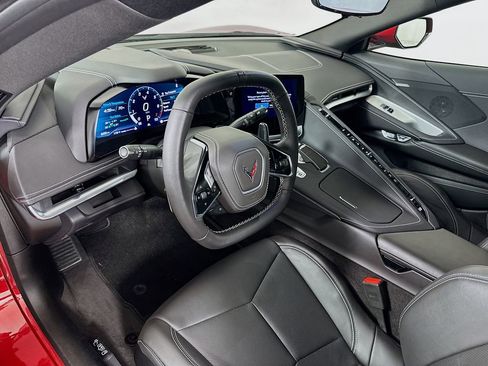 Used 2025 Chevrolet Corvette Stingray Coupe w/ 1LT image 9