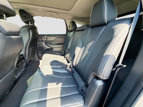 Used 2023 Acura MDX SH-AWD w/ Advance Package image 21