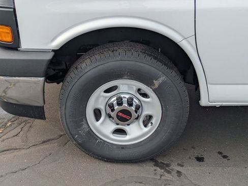 New 2026 GMC Savana 2500 w/ Driver Convenience Package RWD image 10