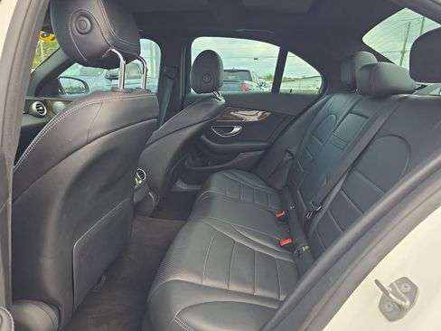 Used 2018 Mercedes-Benz C 300 4MATIC Sedan image 13
