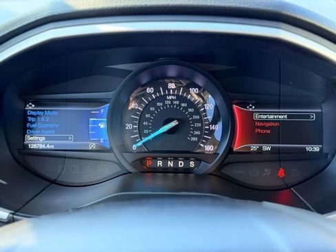 Used 2020 Ford Edge SEL w/ Cargo Accessory Package image 9