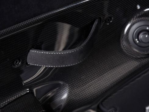 Used 2020 Ferrari 488 Pista Coupe image 34