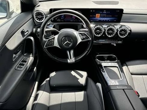 Used 2025 Mercedes-Benz CLA 250 4MATIC image 15