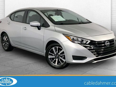 Used 2025 Nissan Versa SV w/ Trunk Package FWD image 1