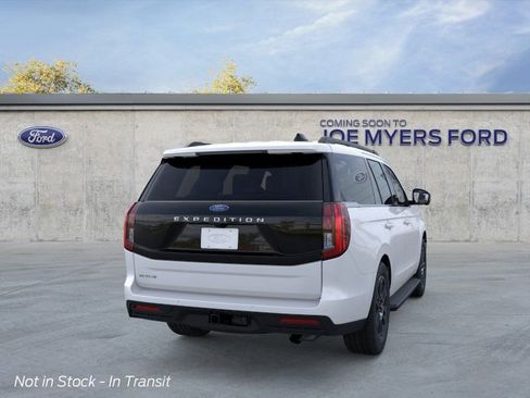 New 2026 Ford Expedition Active RWD image 8