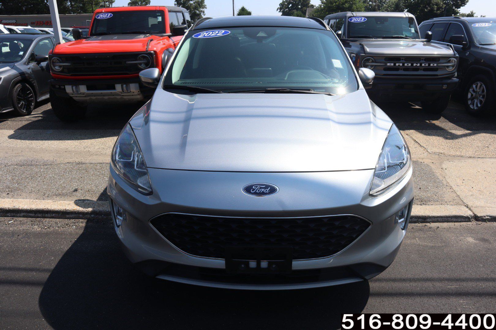 Used 2022 Ford Escape SEL w/ Technology Package FWD image 2