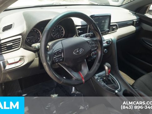 Used 2019 Hyundai Veloster 2.0 Premium FWD image 14