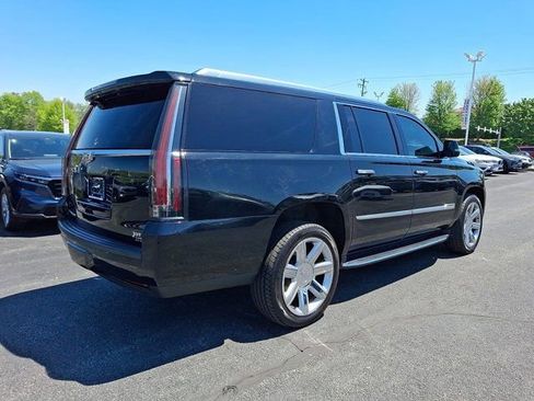 Used 2019 Cadillac Escalade ESV Premium Luxury AWD/4WD image 8