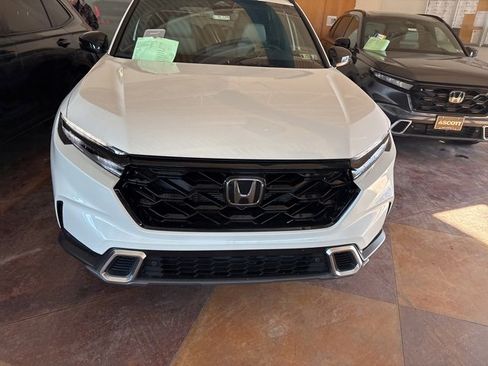 Certified 2026 Honda CR-V Sport Touring image 10