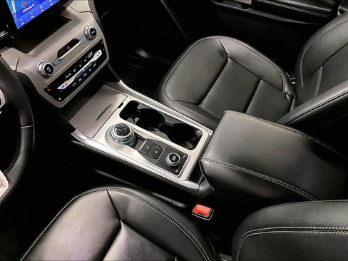 Used 2023 Ford Explorer XLT w/ Equipment Group 202A image 18