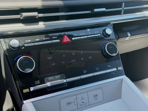 New 2026 Hyundai Santa Fe SE FWD image 12