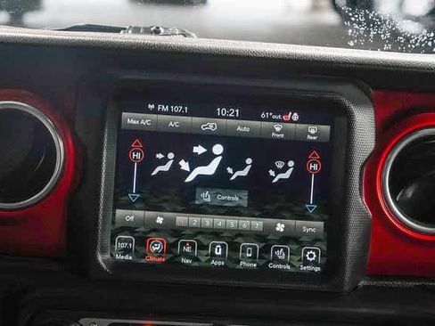 Used 2019 Jeep Wrangler Unlimited Rubicon w/ Dual Top Group image 14