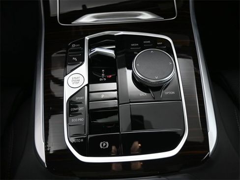 New 2026 BMW X5 sDrive40i w/ Climate Comfort Package image 31