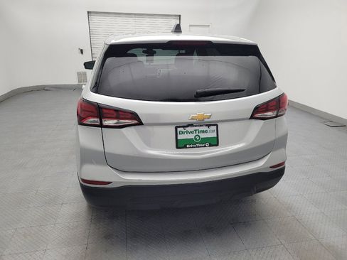 Used 2022 Chevrolet Equinox LS w/ LS Convenience Package FWD image 6