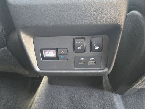 Used 2023 Nissan Rogue Platinum w/ Platinum Premium Package AWD/4WD image 30