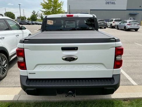 Used 2024 Ford Maverick Lariat w/ Black Appearance Package FWD image 4