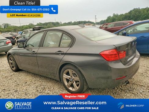 Used 2013 BMW 328i xDrive Sedan AWD/4WD image 3