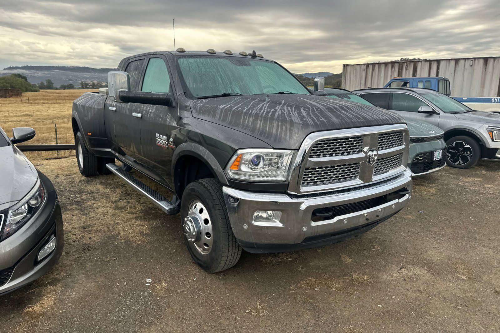 Used 2017 RAM 3500 Laramie AWD/4WD image 2
