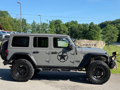 Used 2021 Jeep Wrangler Unlimited Sport w/ Sun And Sound Package AWD/4WD image 2