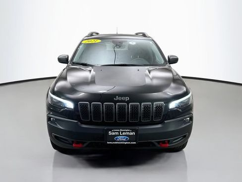 Used 2021 Jeep Cherokee Trailhawk w/ Comfort/Convenience Group AWD/4WD image 2