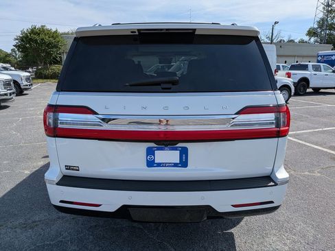 Certified 2021 Lincoln Navigator Reserve AWD/4WD image 5