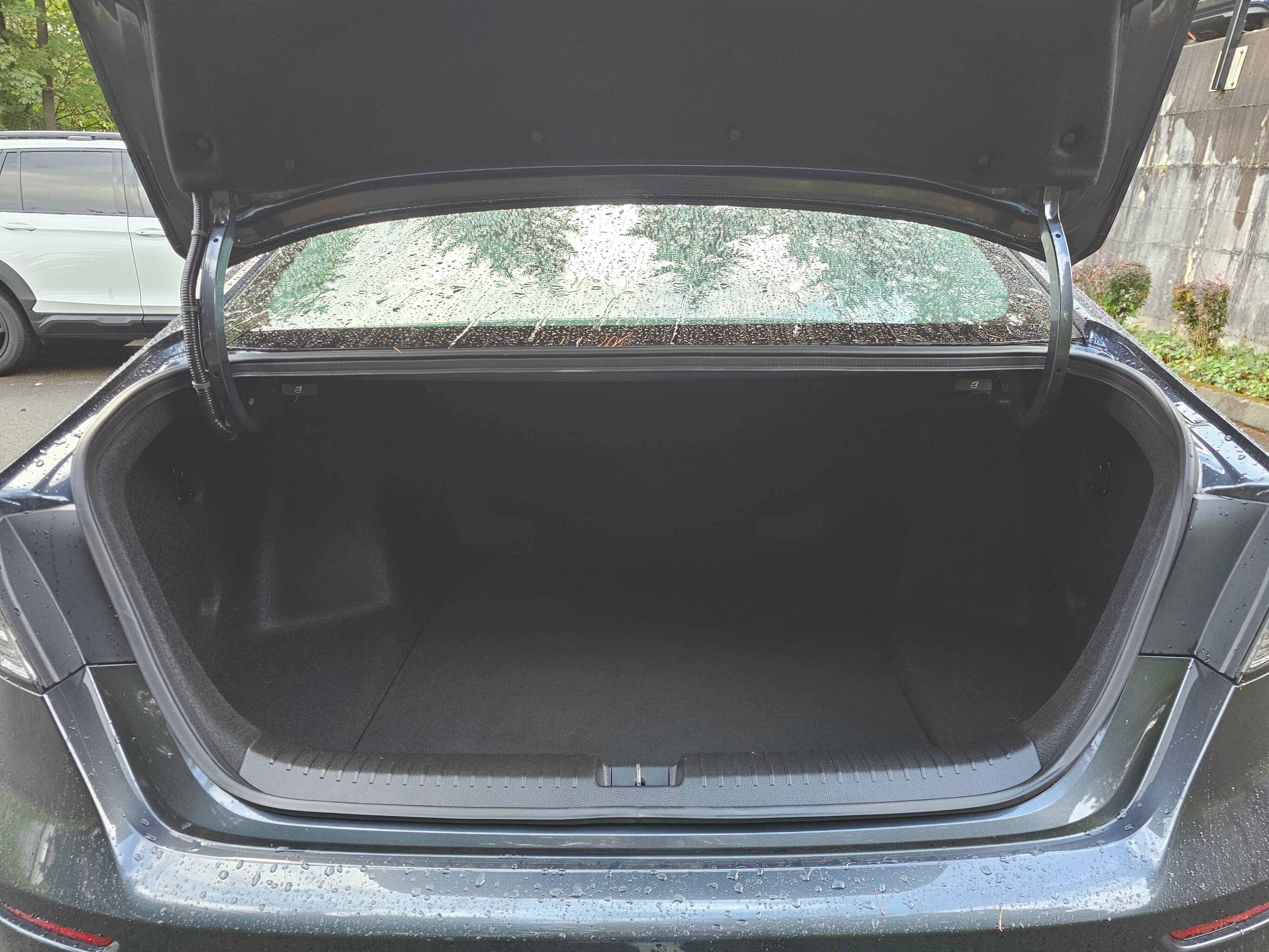 Used 2023 Honda Accord EX image 17