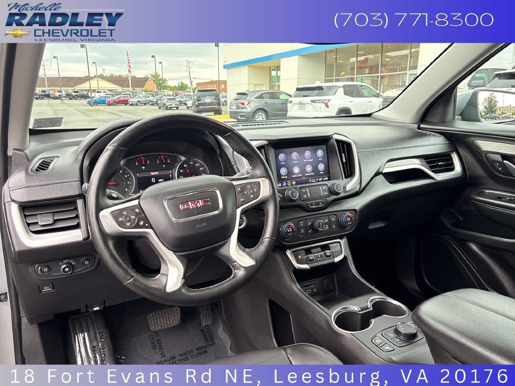 Used 2024 GMC Terrain SLT AWD/4WD image 14