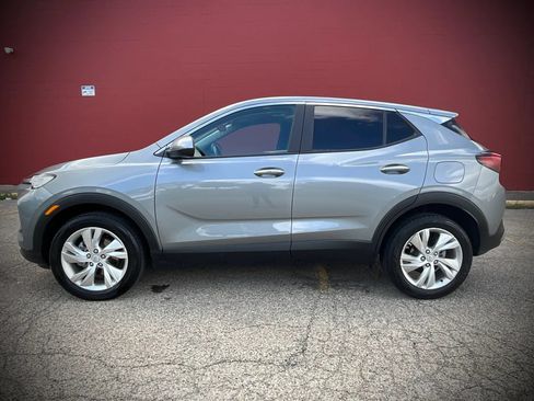 Used 2025 Buick Encore GX Preferred AWD/4WD image 2