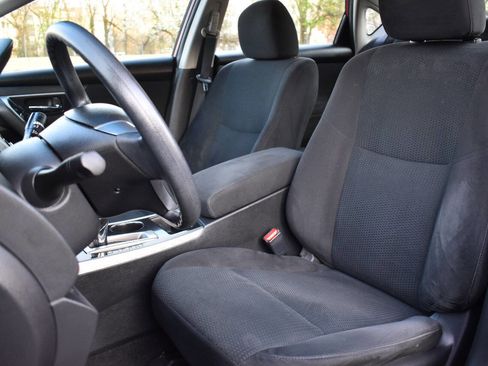 Used 2014 Nissan Altima 2.5 S w/ Sport Value Package image 13