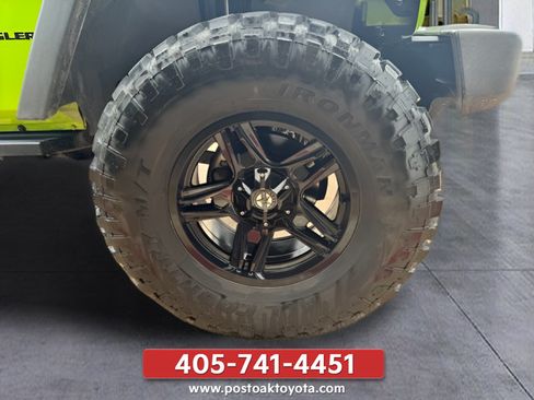 Used 2012 Jeep Wrangler Rubicon w/ PWR Convenience Group AWD/4WD image 35
