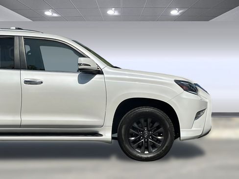 Used 2021 Lexus GX 460 Premium w/ Premium Plus Package AWD/4WD image 35
