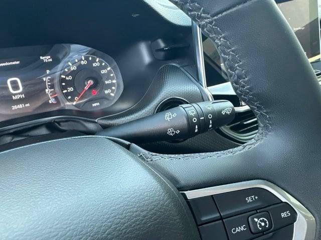 Certified 2025 Jeep Compass Latitude w/ Altitude Special Edition AWD/4WD image 23