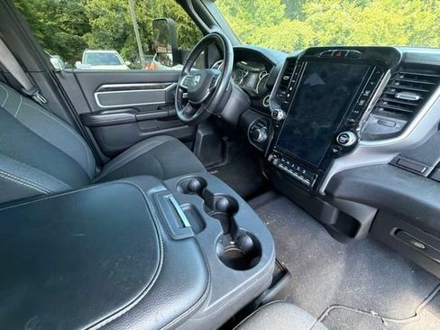 Used 2022 RAM 2500 Big Horn w/ Night Edition AWD/4WD image 20