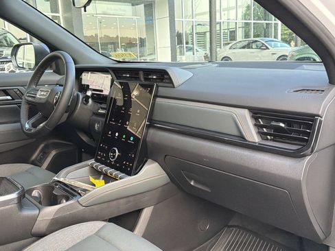 Used 2026 GMC Terrain AT4 w/ LPO, Floor Liner Package AWD/4WD image 19