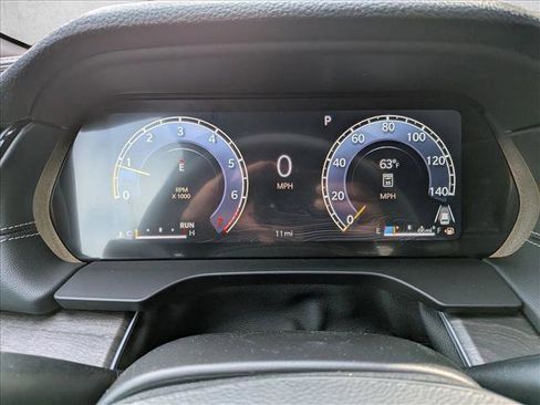 New 2026 Jeep Grand Cherokee Altitude image 11