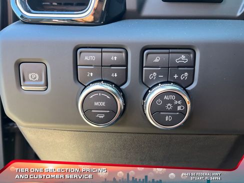 Used 2024 GMC Sierra 2500 Denali Ultimate image 14