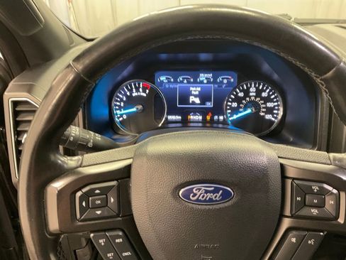 Used 2020 Ford Expedition Limited image 7