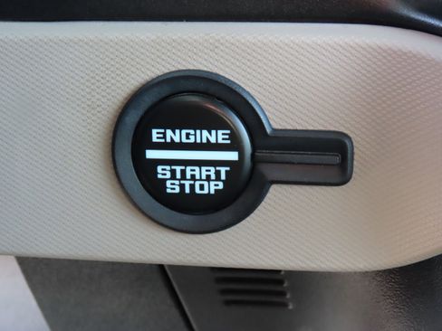 Used 2023 Ford Bronco Wildtrak image 33