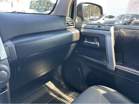 Used 2022 Toyota 4Runner SR5 Premium w/ Moonroof Package RWD image 14