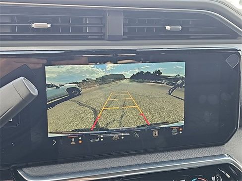 New 2025 GMC Sierra 2500 Denali w/ Technology Package image 13