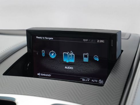 Used 2016 Aston Martin Vanquish Coupe RWD image 33