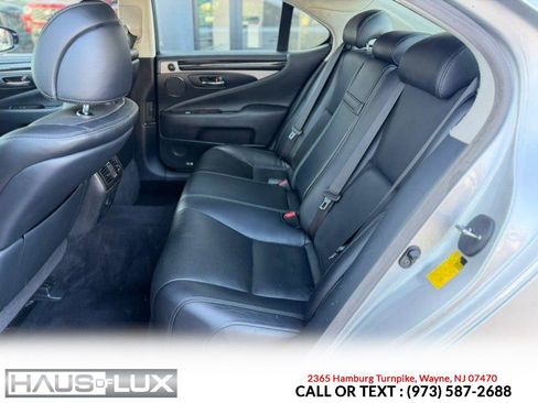 Used 2013 Lexus LS 460 AWD image 16