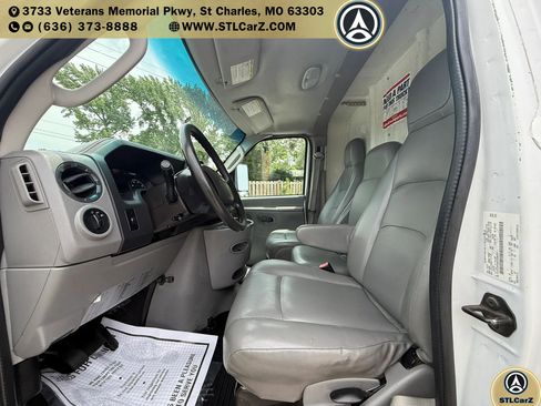 Used 2011 Ford E-450 and Econoline 450 Super Duty RWD image 8