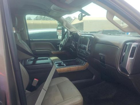 Used 2015 Chevrolet Silverado 2500 LTZ w/ Duramax Plus Package AWD/4WD image 12