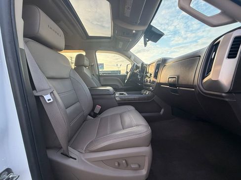 Used 2016 GMC Sierra 3500 Denali w/ Duramax Plus Package image 23