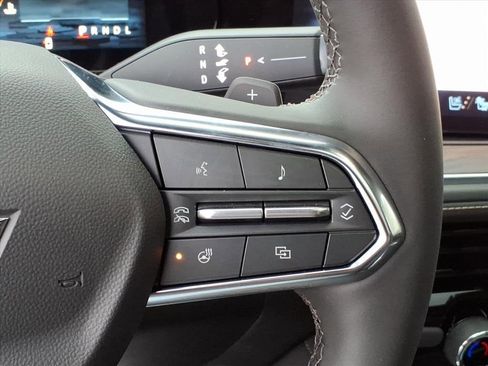 New 2026 Chevrolet Suburban Premier image 22