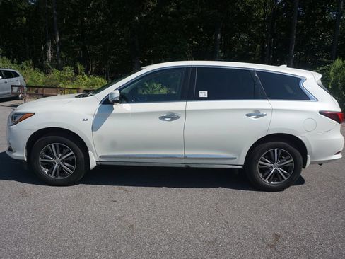 Used 2017 INFINITI QX60 Luxe AWD/4WD image 19