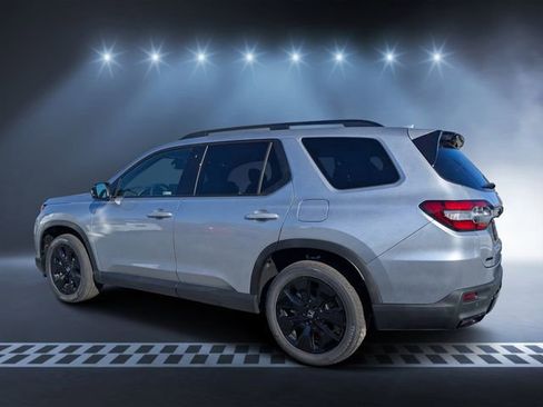 New 2026 Honda Pilot Black Edition image 5
